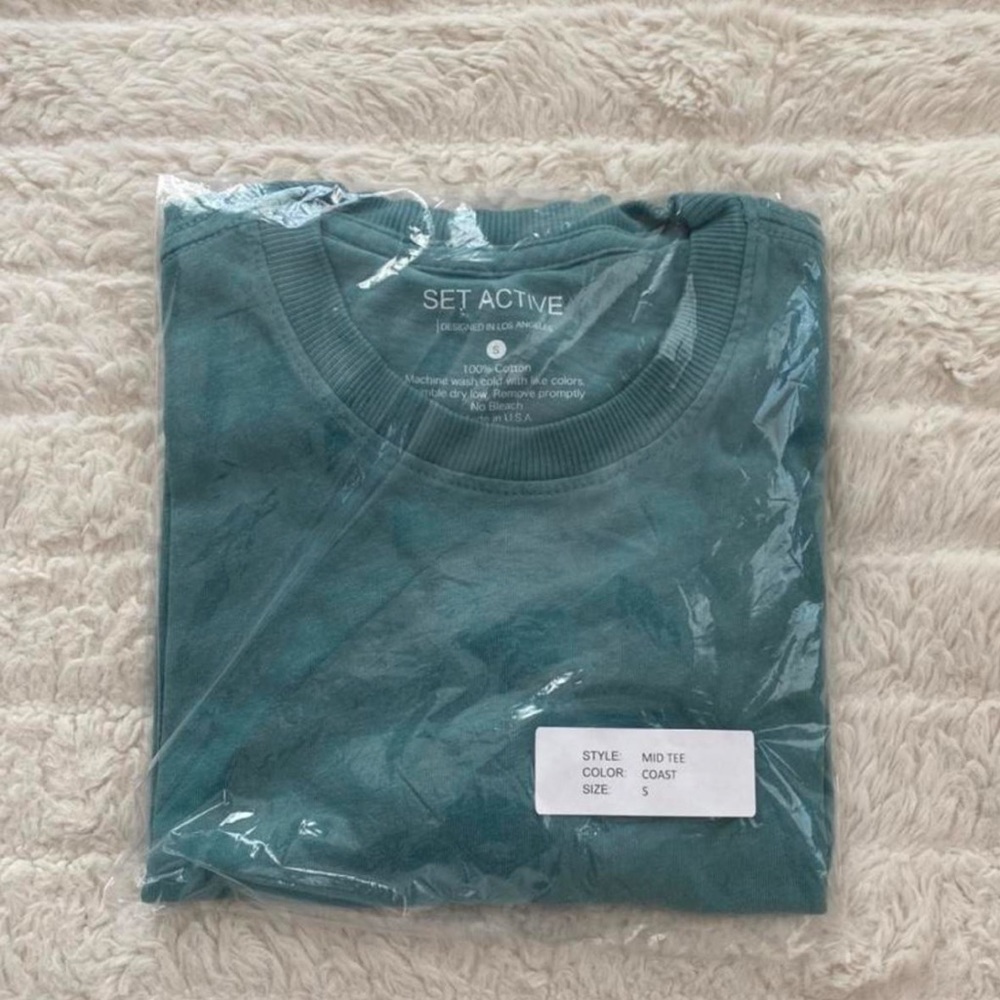 Set Active Mid Tee in Coast size small